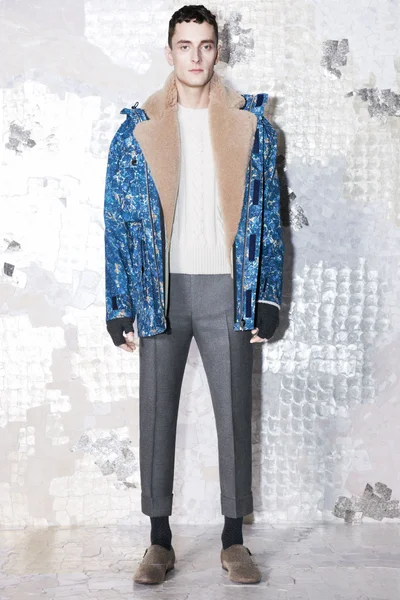 Look 7